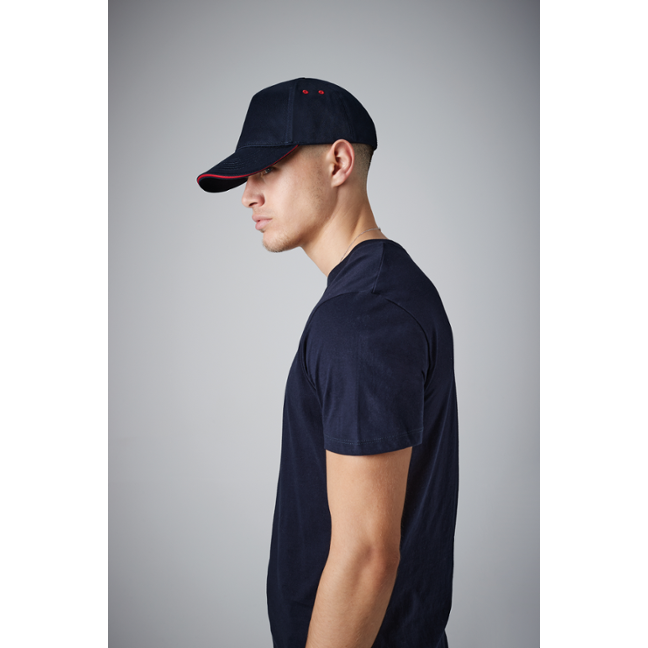 Čepice s kšiltem Beechfield Ultimate Sandwich Peak, Black - Fuchsia, One Size Čepice s kšiltem Beechfield Ultimate Sandwich Peak, Black - Fuchsia, One Size