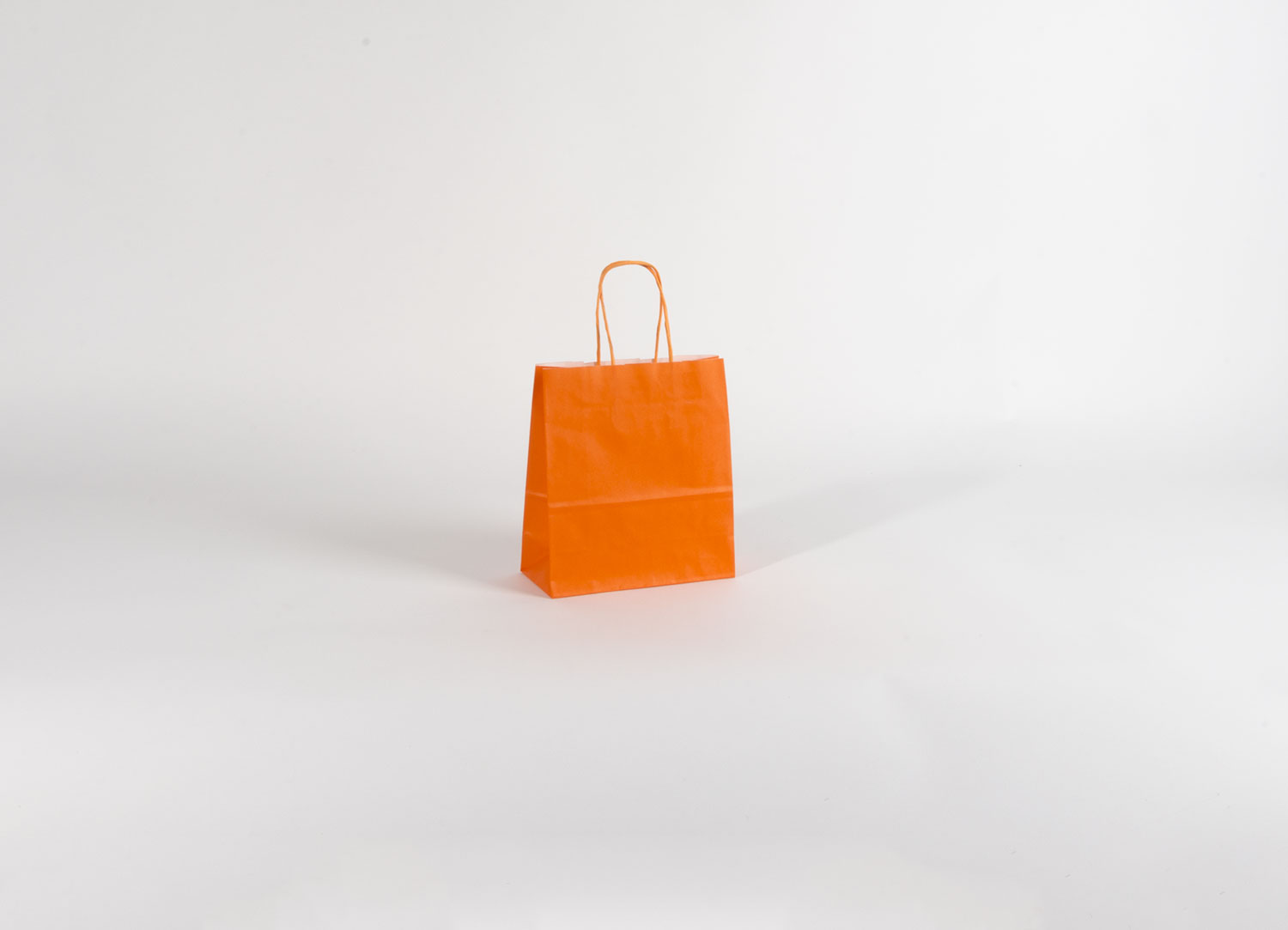 Papírová taška SPEKTRUM ORANGE Papírová taška SPEKTRUM ORANGE