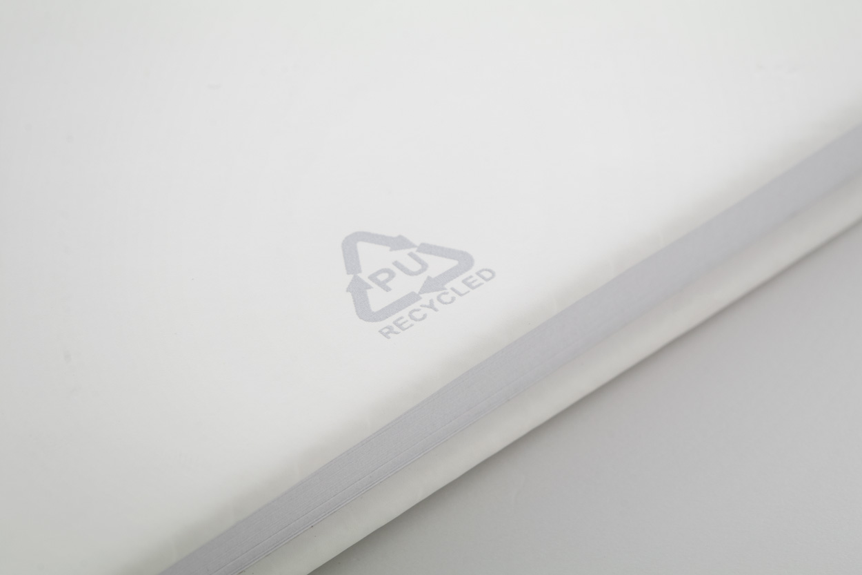 Linkovaný zápisník REPUK LINE, formát A6 - bílá Linkovaný zápisník REPUK LINE, formát A6 - bílá