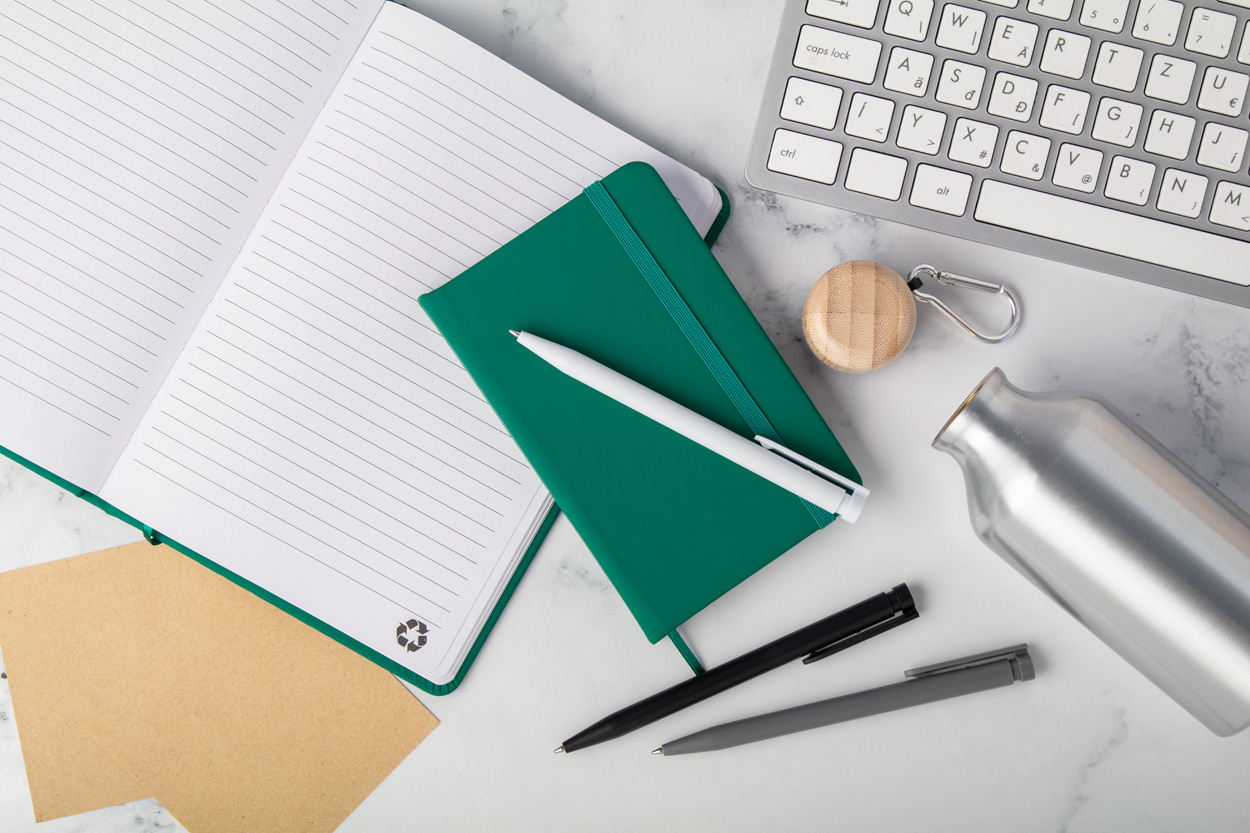 Linkovaný zápisník REPUK LINE, formát A6 - zelená Linkovaný zápisník REPUK LINE, formát A6 - zelená