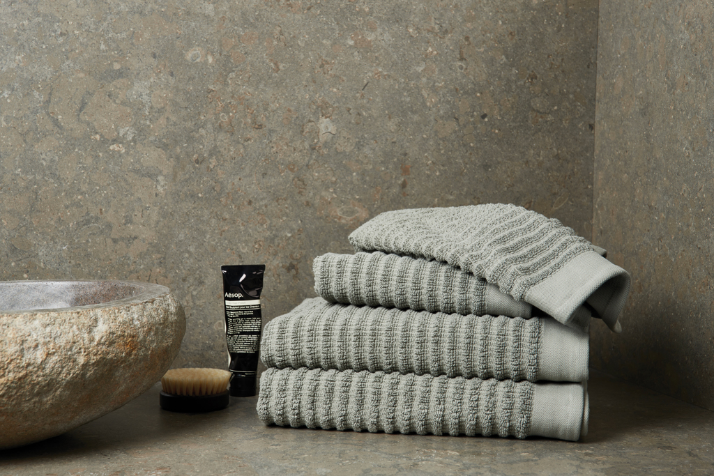 Sada ručníků a osušek VINGA Landro, 4 ks - hnědá Sada ručníků a osušek VINGA Landro, 4 ks - hnědá