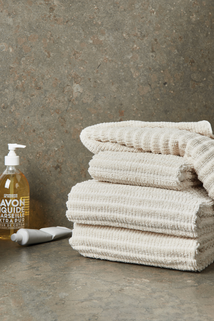 Sada ručníků a osušek VINGA Landro, 4 ks - přírodní bílá Sada ručníků a osušek VINGA Landro, 4 ks - přírodní bílá