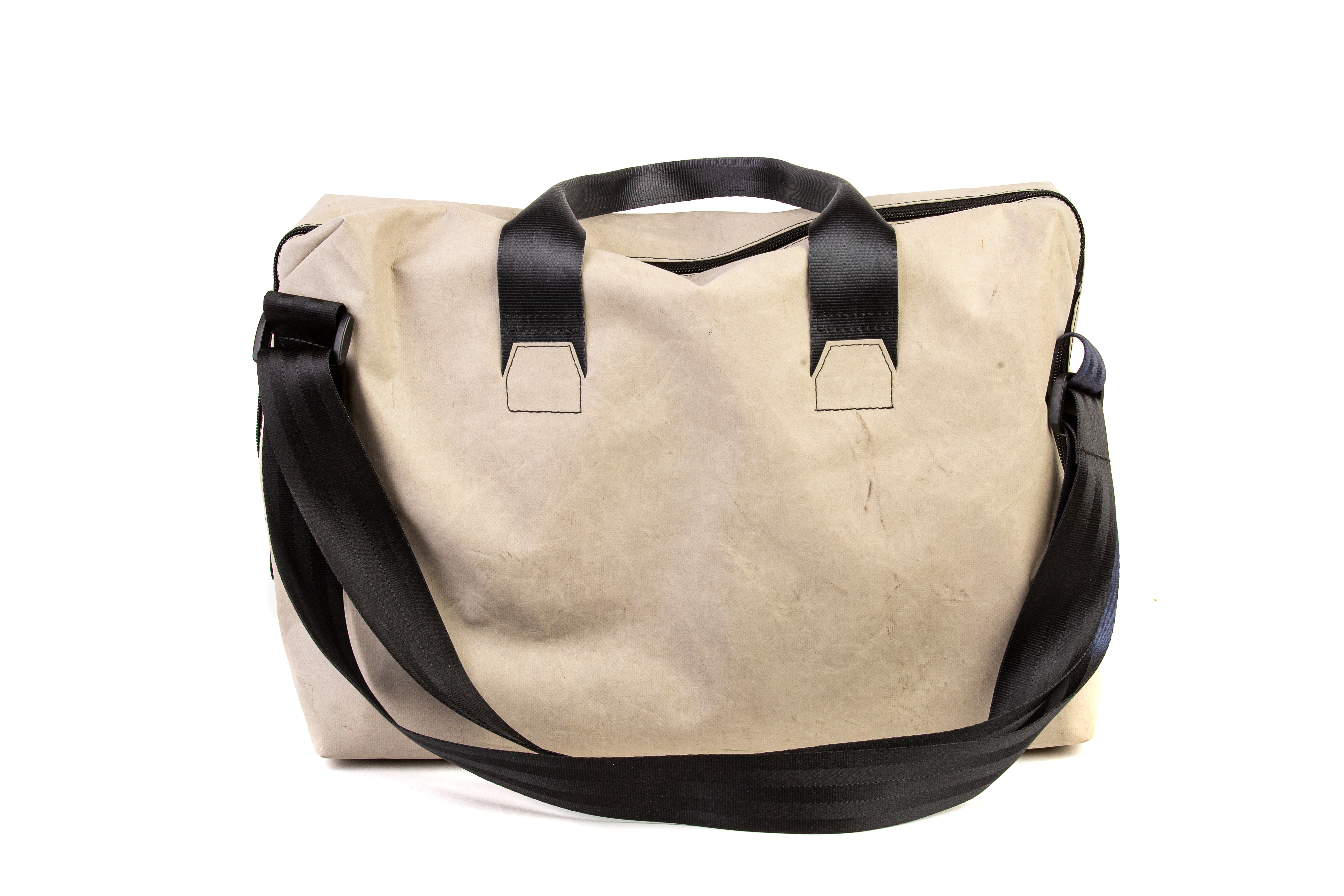 Taška LUMBER VELA z autopásu a banneru - pestrobarevná Taška LUMBER VELA z autopásu a banneru - pestrobarevná