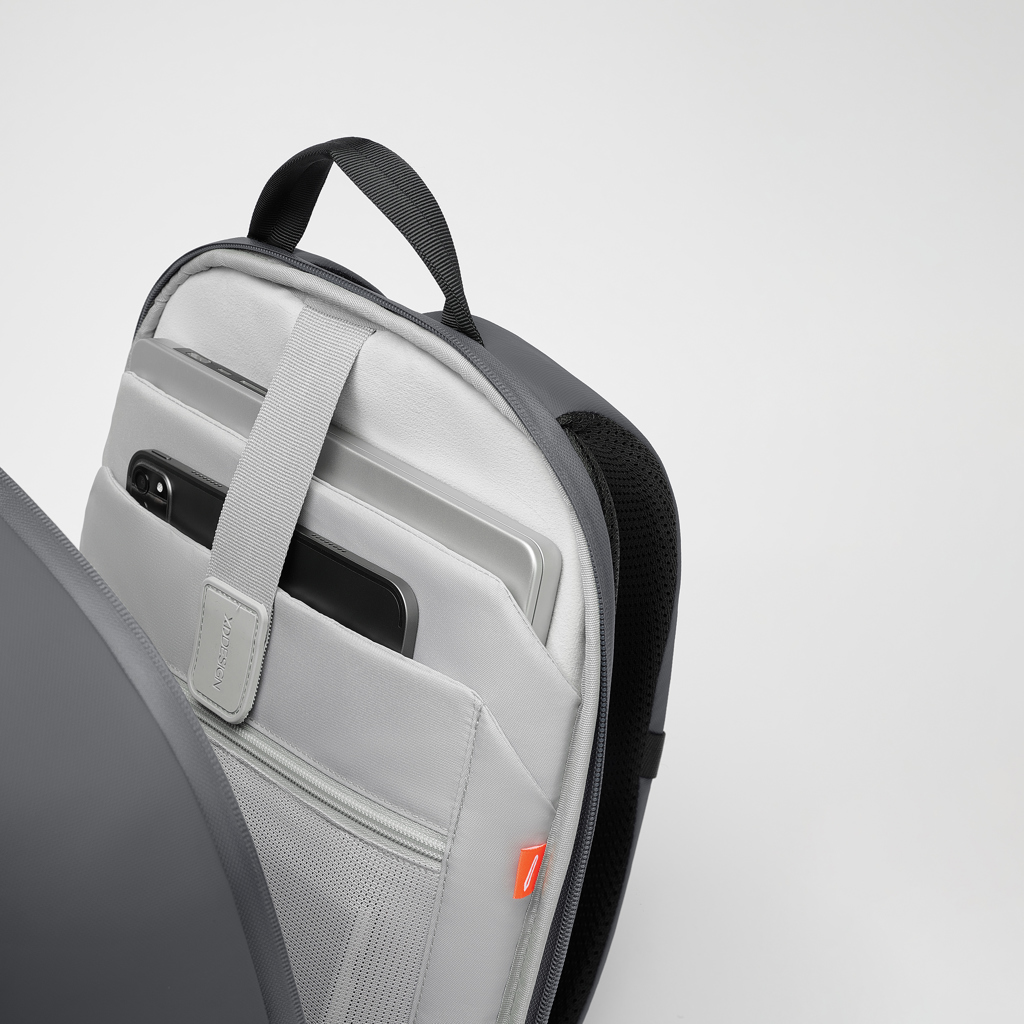 Bobby Edge Šedá, Černá Bobby Edge Šedá, Černá