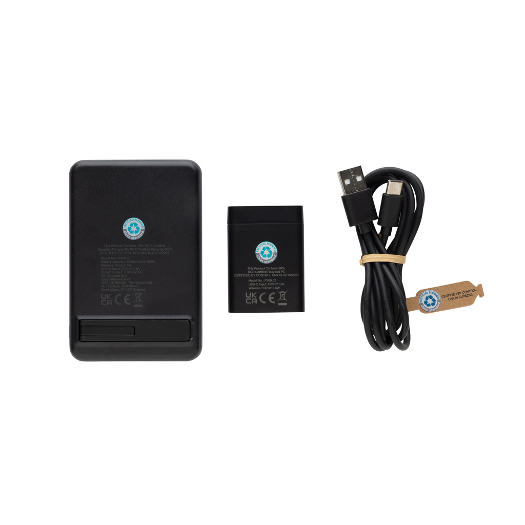 Nabíječka 5000mAh 3v1 Powerbase z RCS recyklovaného plastu, černá Nabíječka 5000mAh 3v1 Powerbase z RCS recyklovaného plastu, černá