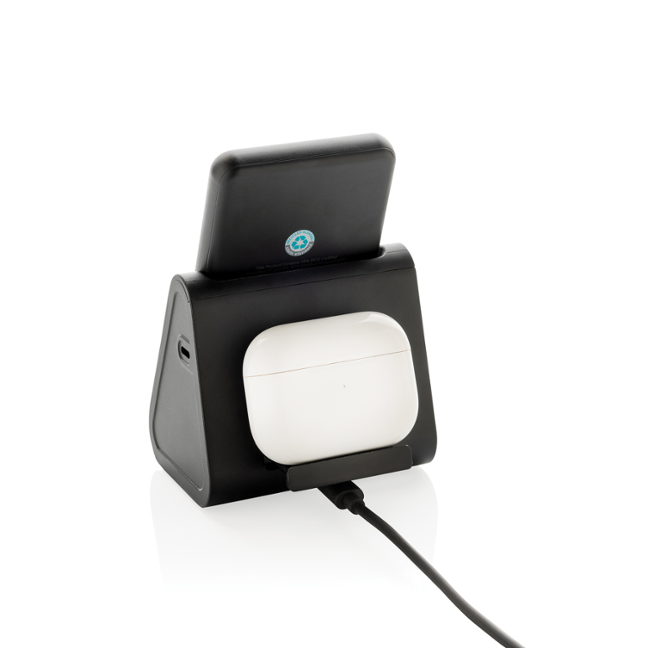 Nabíječka 5000mAh 3v1 Powerbase z RCS recyklovaného plastu, černá Nabíječka 5000mAh 3v1 Powerbase z RCS recyklovaného plastu, černá