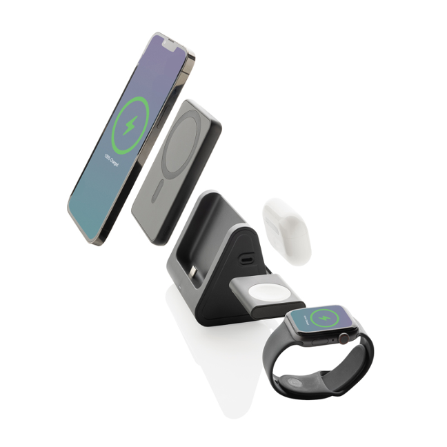 Nabíječka 5000mAh 3v1 Powerbase z RCS recyklovaného plastu, černá Nabíječka 5000mAh 3v1 Powerbase z RCS recyklovaného plastu, černá