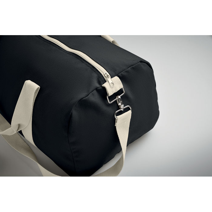 Sportovní taška z recyklovaných materiálů MALDI - černá Sportovní taška z recyklovaných materiálů MALDI - černá