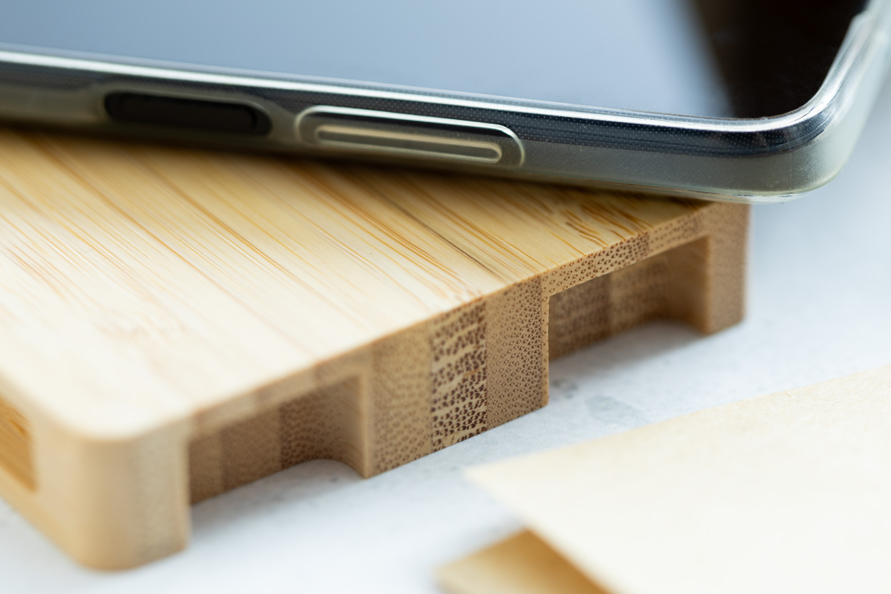 Challet bezdrátová nabíječka Přírodní Challet bezdrátová nabíječka Přírodní