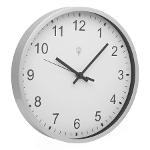 Rádiově řízené nástěnné hodiny URANUS - bílá / stříbrná Rádiově řízené nástěnné hodiny URANUS - bílá / stříbrná