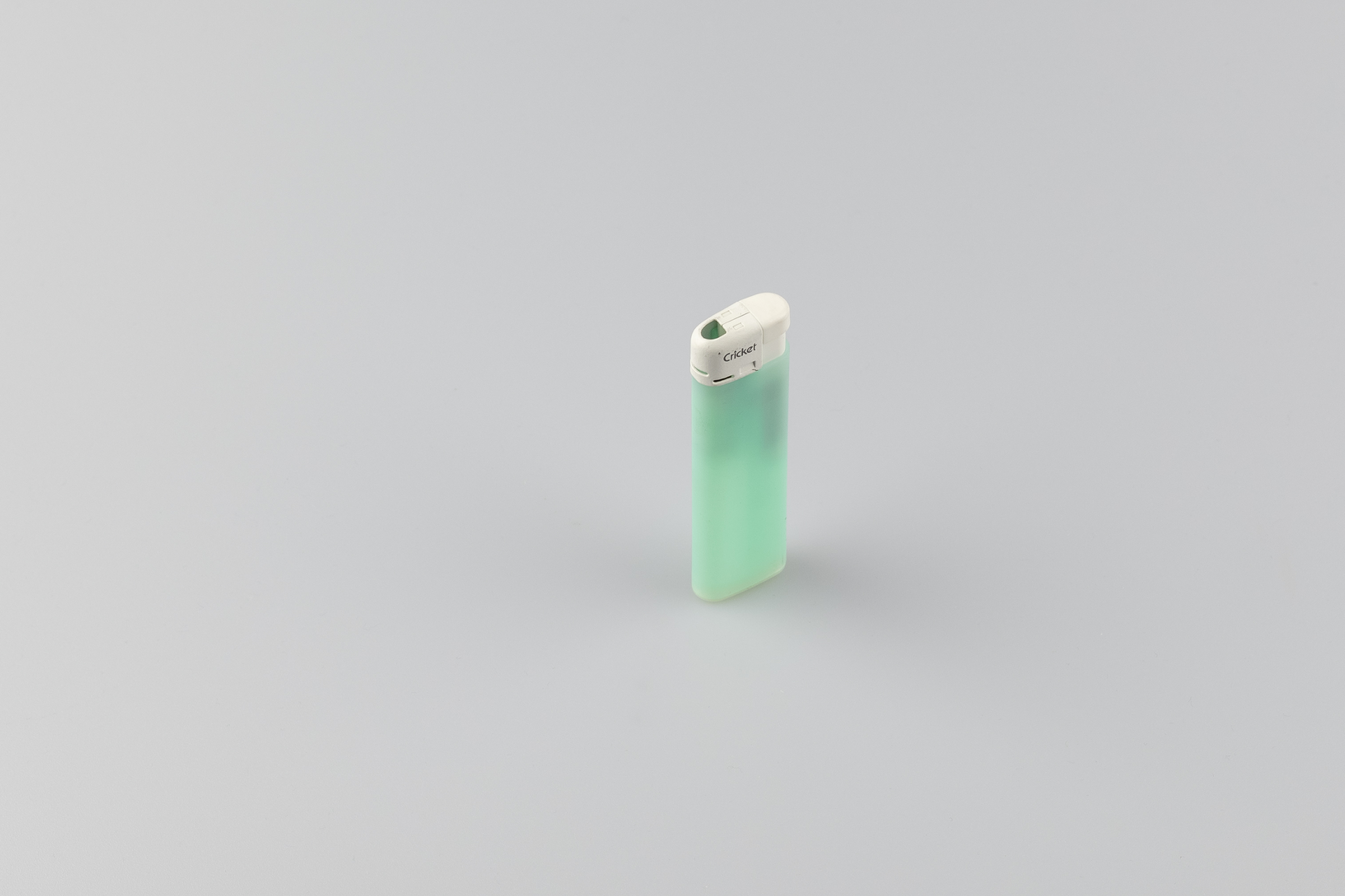 Plastový zapalovač Cricket Electronic Frosted