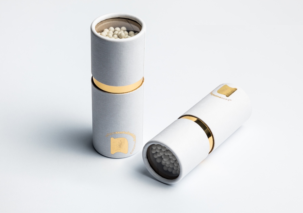 Klasické zápalky v papírovém tubusu s proužkem - vícebarevná