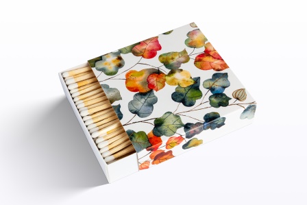 Dlouhé zápalky ve velké široké papírové krabičce - vícebarevná